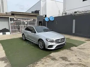 Mercedes-Benz E300 2019 Silver