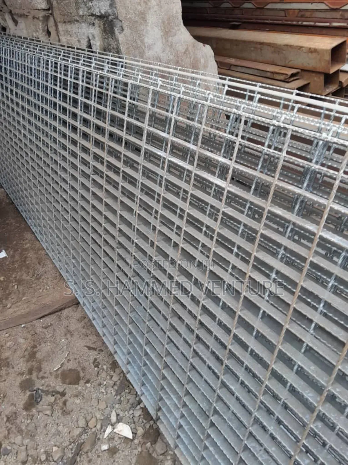 40 Mm Thickness (Hot Dip Gavalnized Grating Steels Mesh).