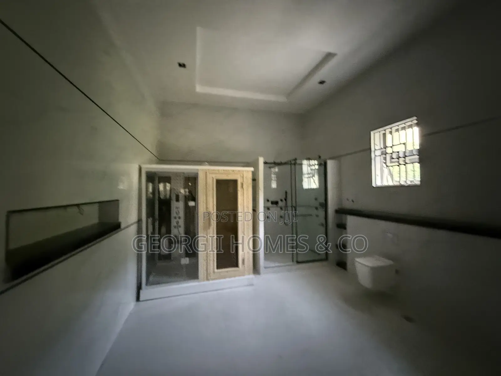 9bdrm Mansion in Maitama for sale