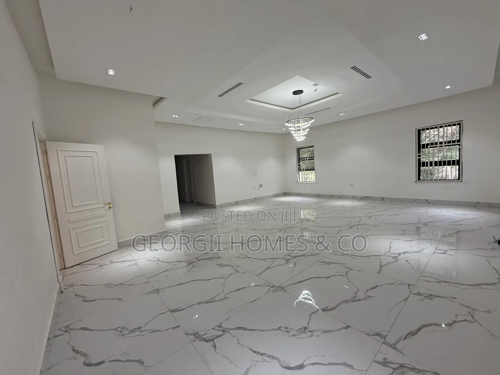 9bdrm Mansion in Maitama for sale