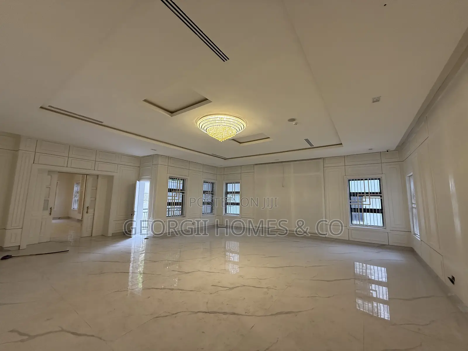 9bdrm Mansion in Maitama for sale