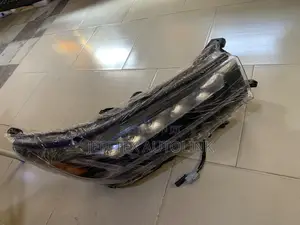 2018-020headlamp for Toyota Highlander 5 Touch Brand New One