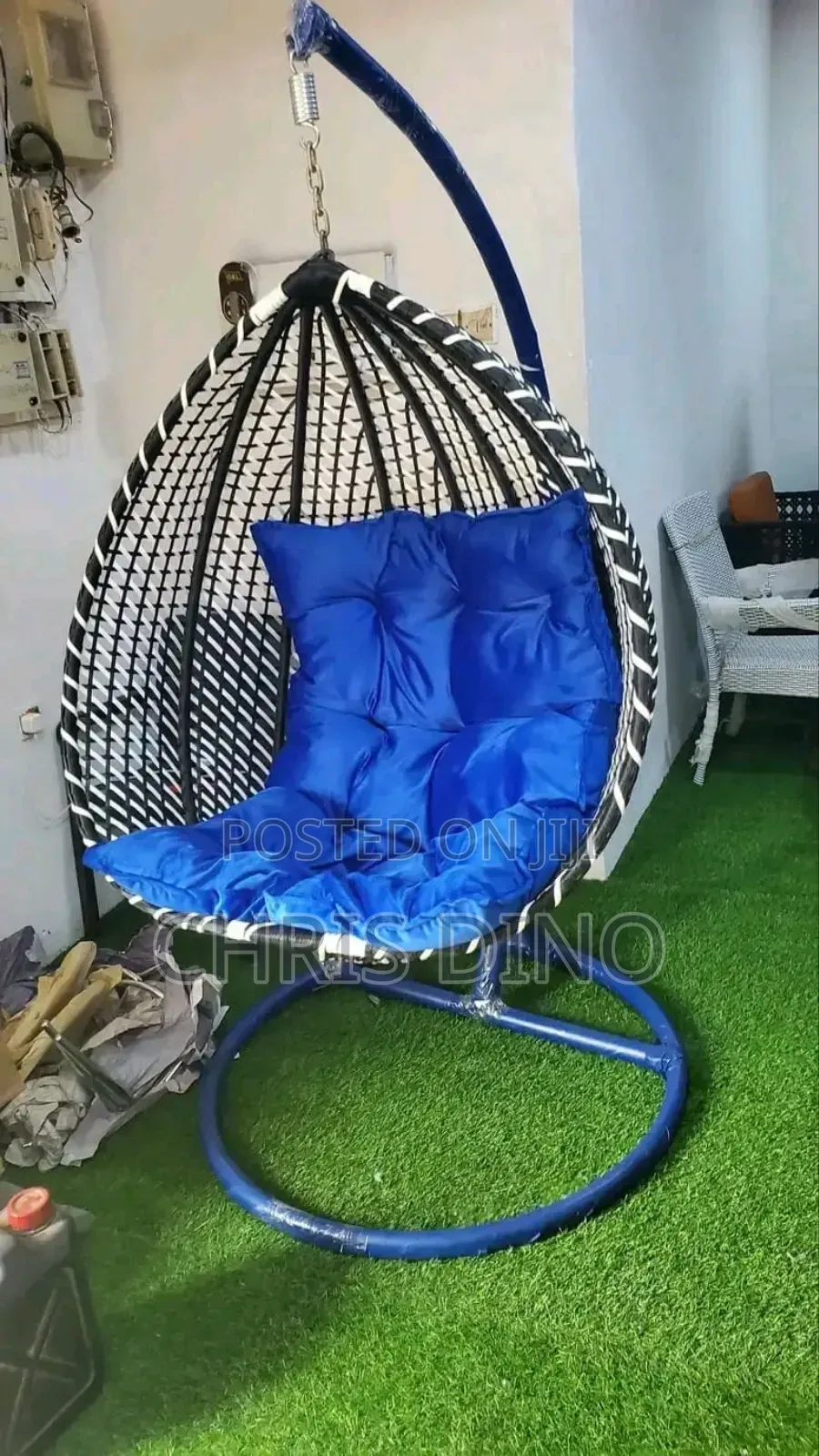 Swinging Chair