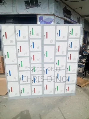 15 Workers Local Cabinet
