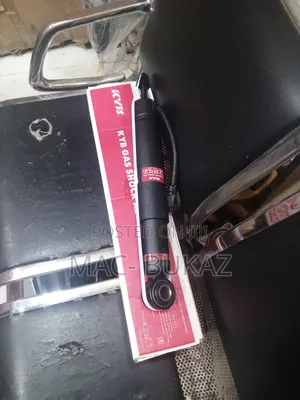 Back Shock Lexus Gx460 Kyb