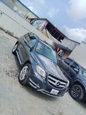 Mercedes-Benz GLK-Class 350 4MATIC 2013 Gray