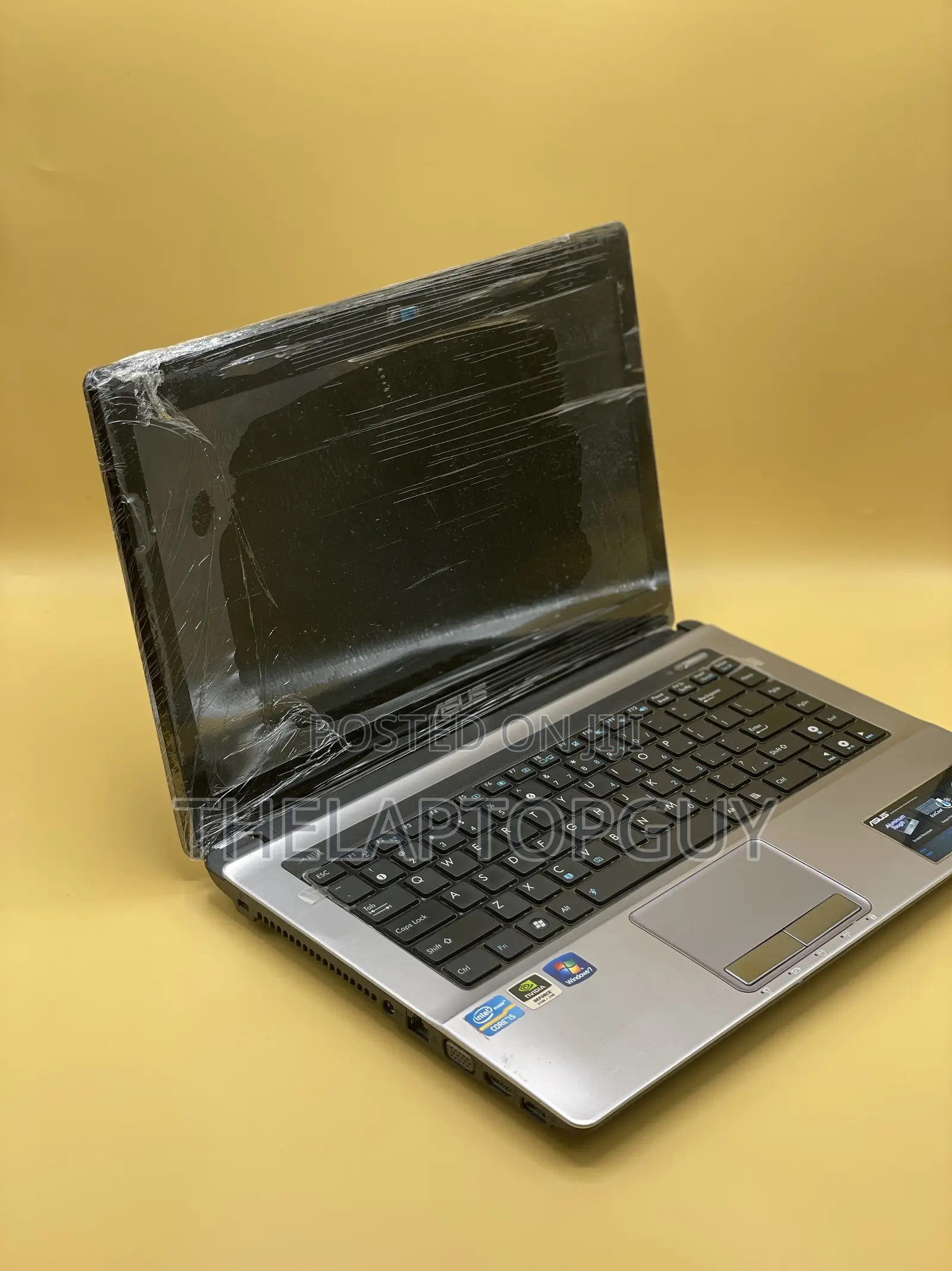 Laptop Asus K43SA 8GB Intel Core I5 HDD+SSD 500GB