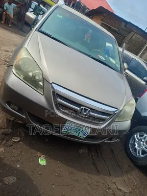 Photo - Honda Odyssey 2007 Gray
