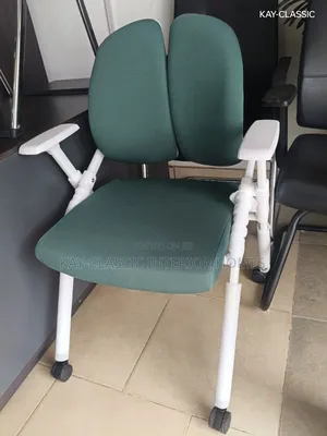 Reading 📖 Chair