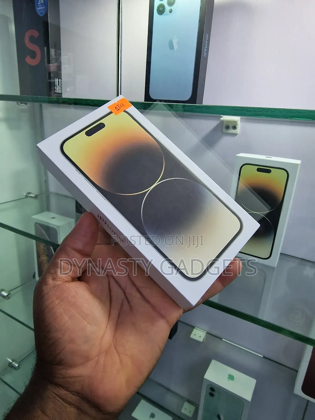 New Apple iPhone 14 Pro Max 1 TB Gold