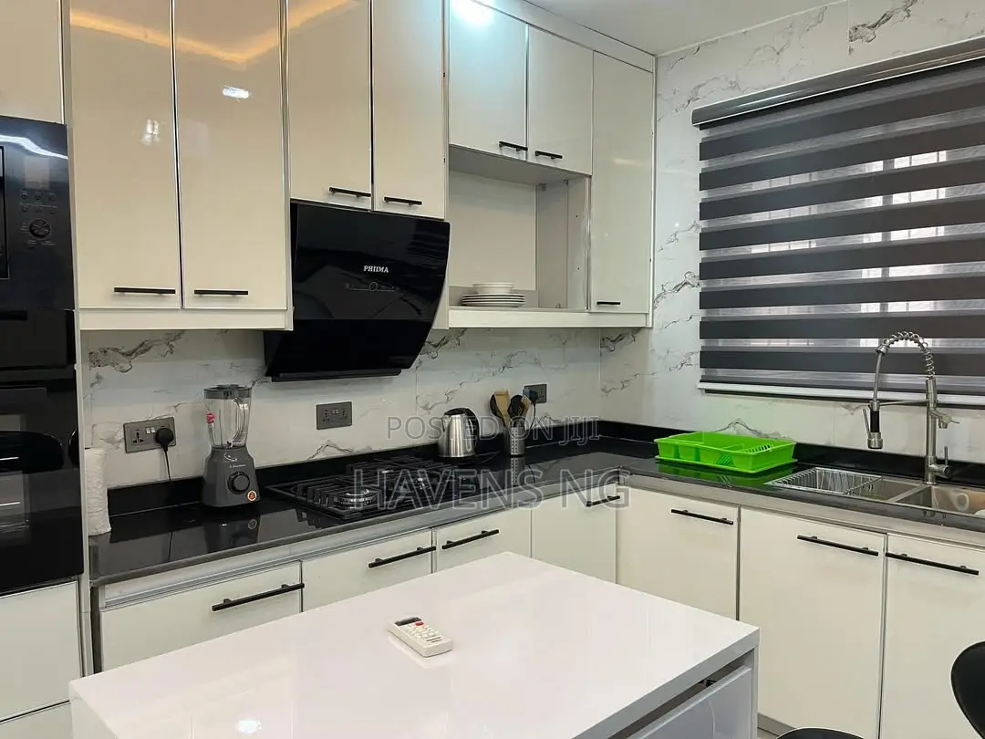 Fully Serviced 2-Bedroom Apartments