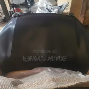 Bonnet Highlander 2014 - 2018 Model