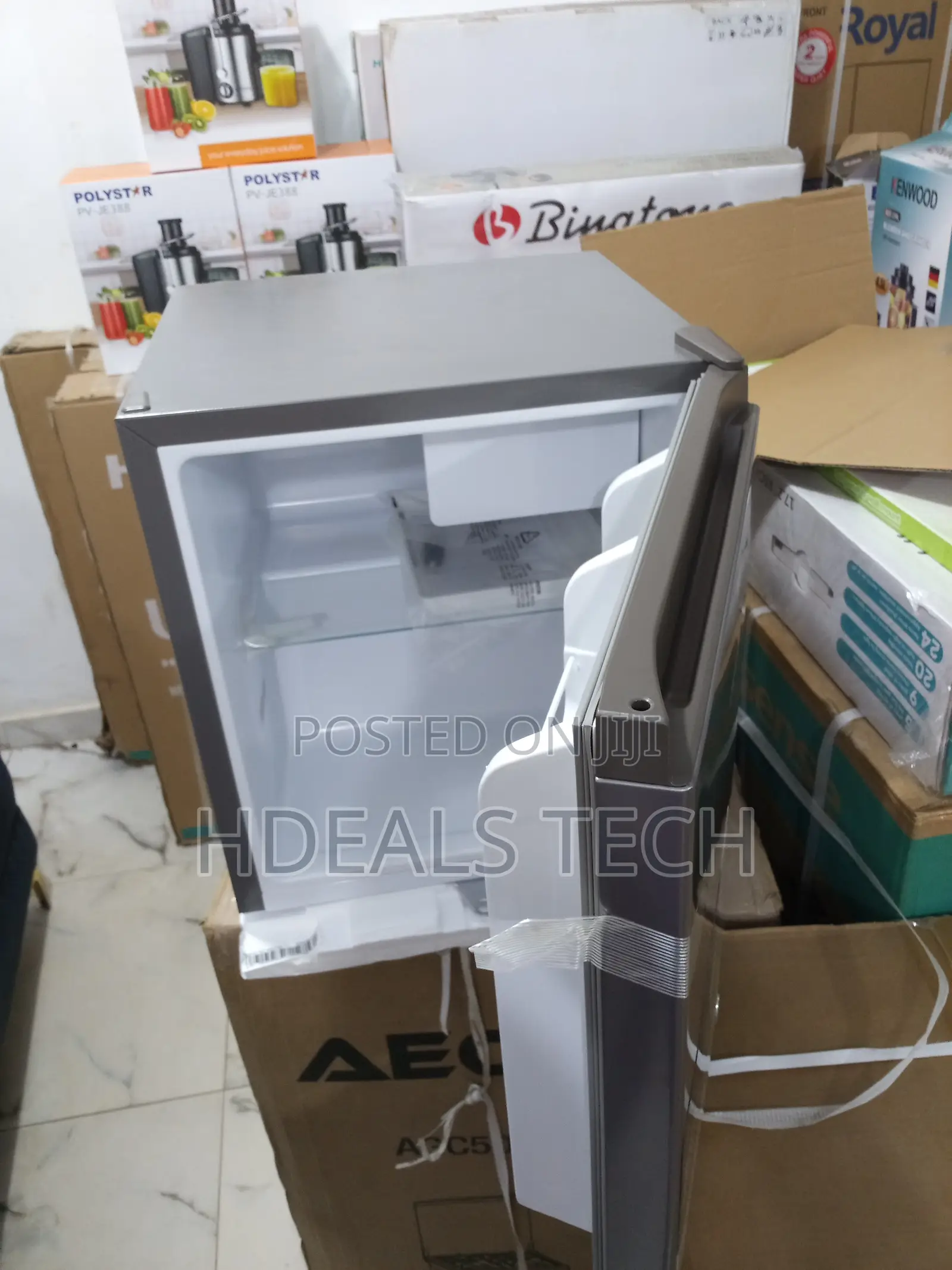 Hisense Compact Refrigerator 44l – Ideal for Any Room