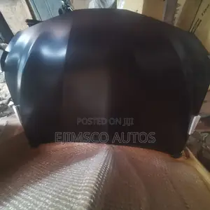 Bonnet Camry 2018 Model
