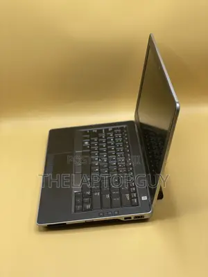 Laptop Dell Latitude E6330 4GB Intel Core I5 HDD 320GB