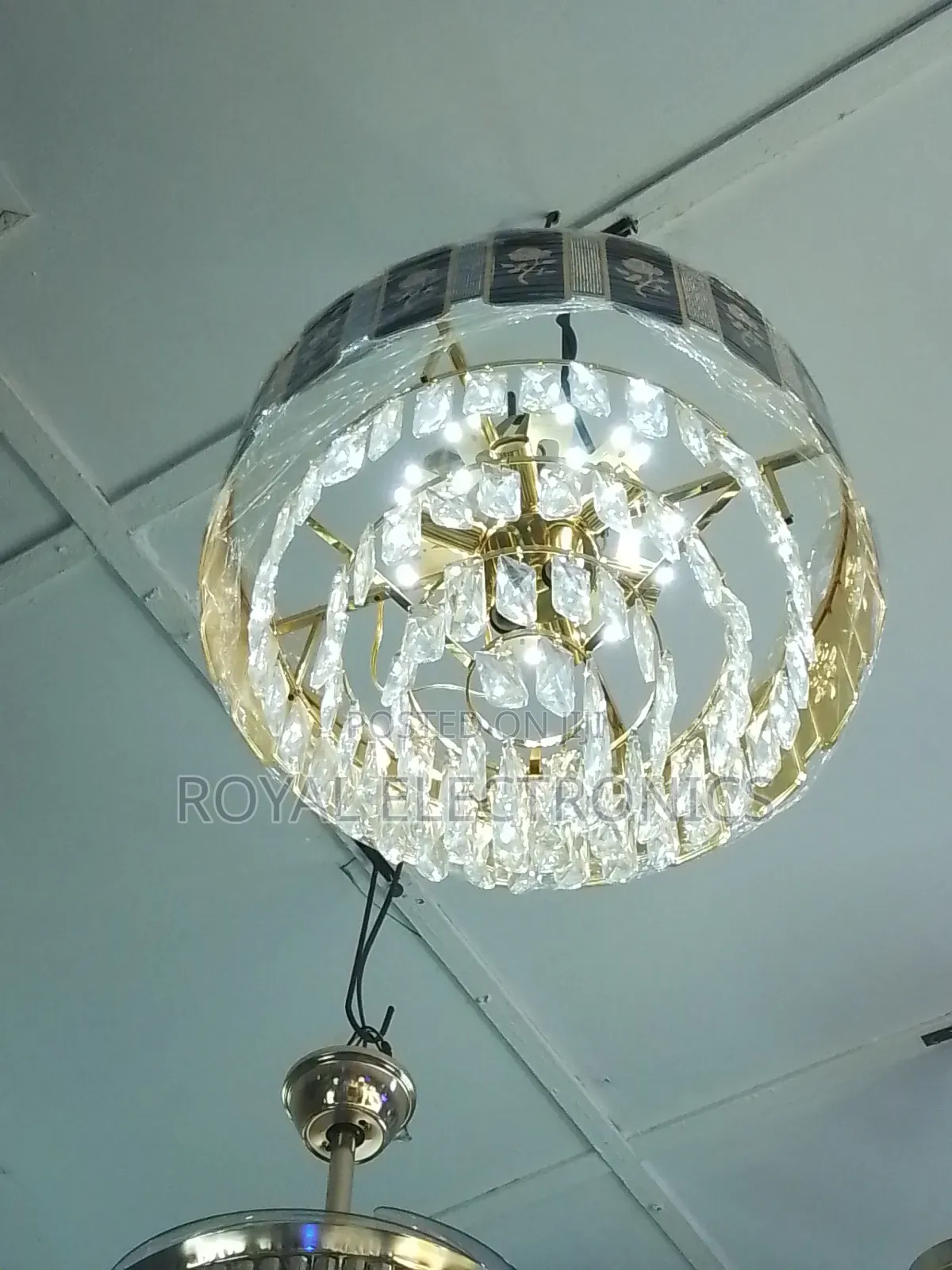 Top Quality Led Chandelier Light With Remote