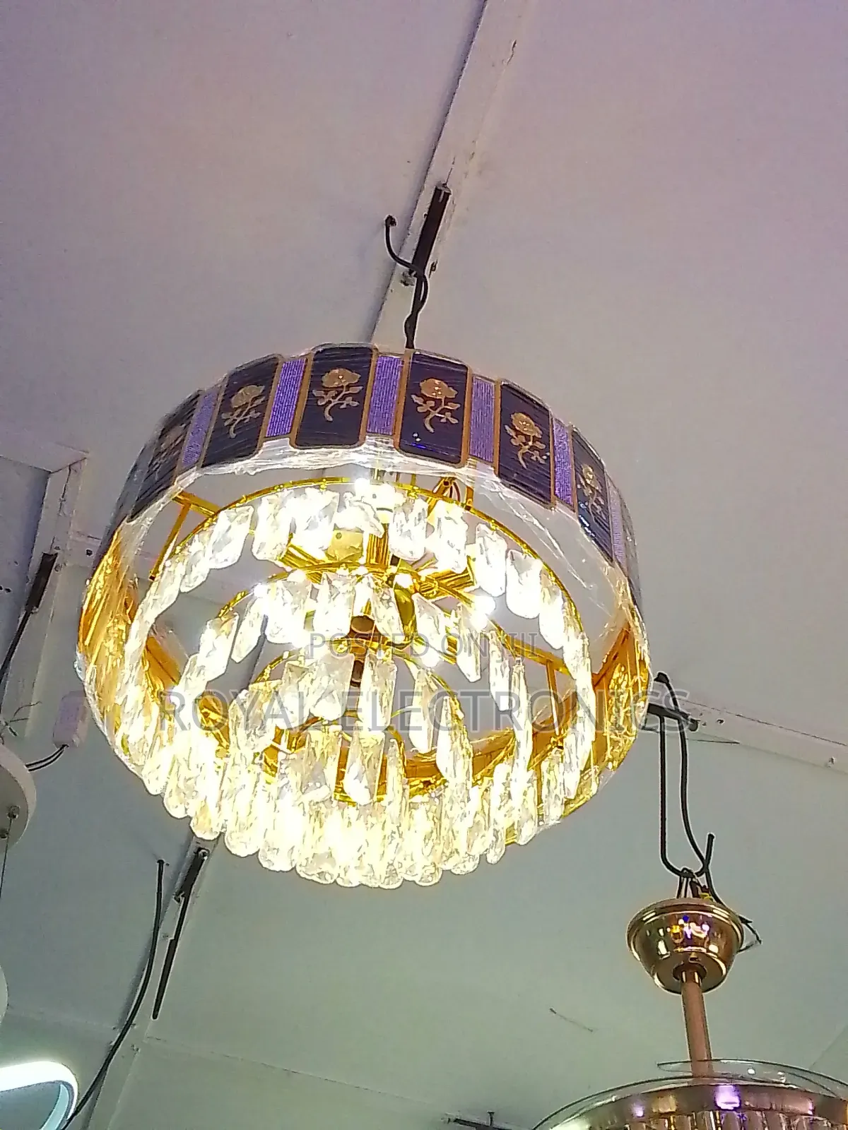 Latest Imported Led Chandelier Light With Remote