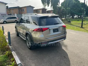 Mercedes-Benz GLE-Class GLE 350 4MATIC 2020 Gold