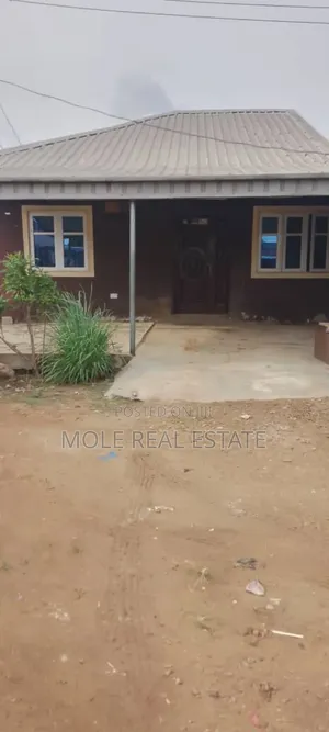 3bdrm Bungalow in Katongara Fedral for sale