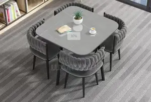 Modern Quality 4 Seaters Dining Set