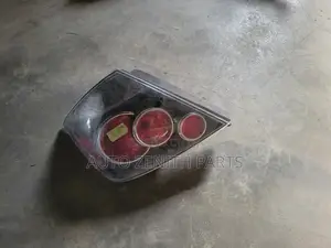 Toyota Scion 2005/2010 Headlight