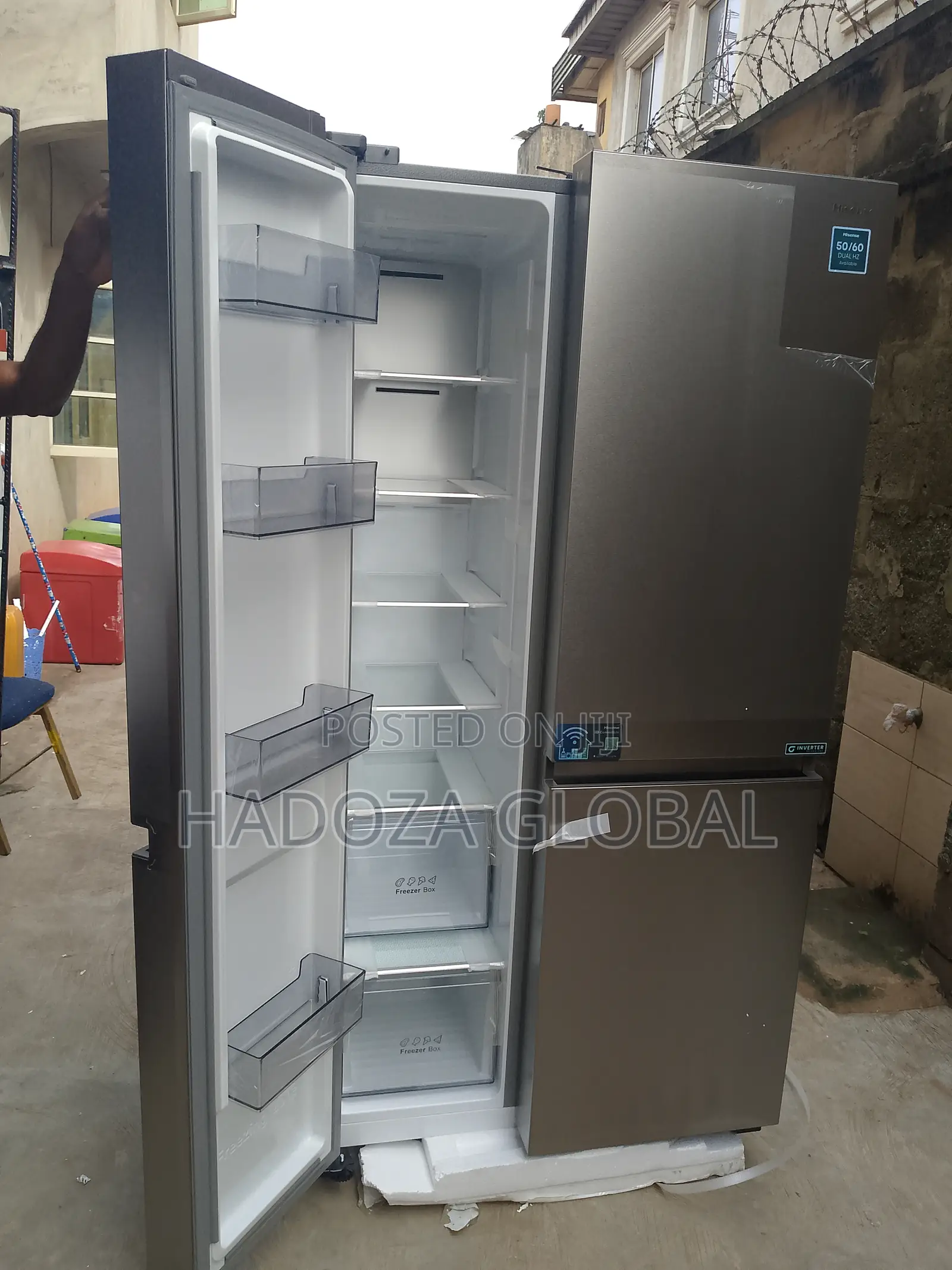Large Capacity Hisense Side-by-side Refrigerator 634 L