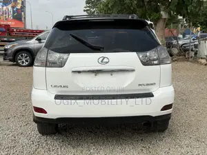 Photo - Lexus RX 330 2005 White