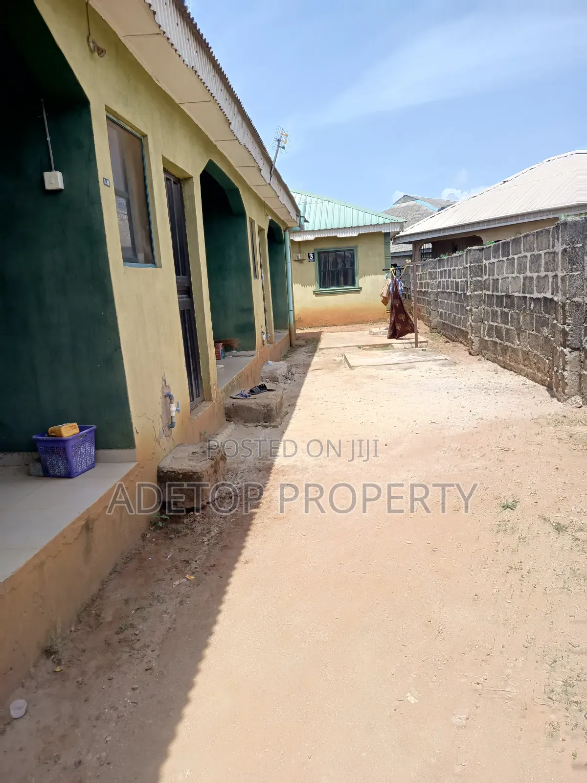 Furnished 1bdrm Block of Flats in Molosho Estate, Gberigbe for sale