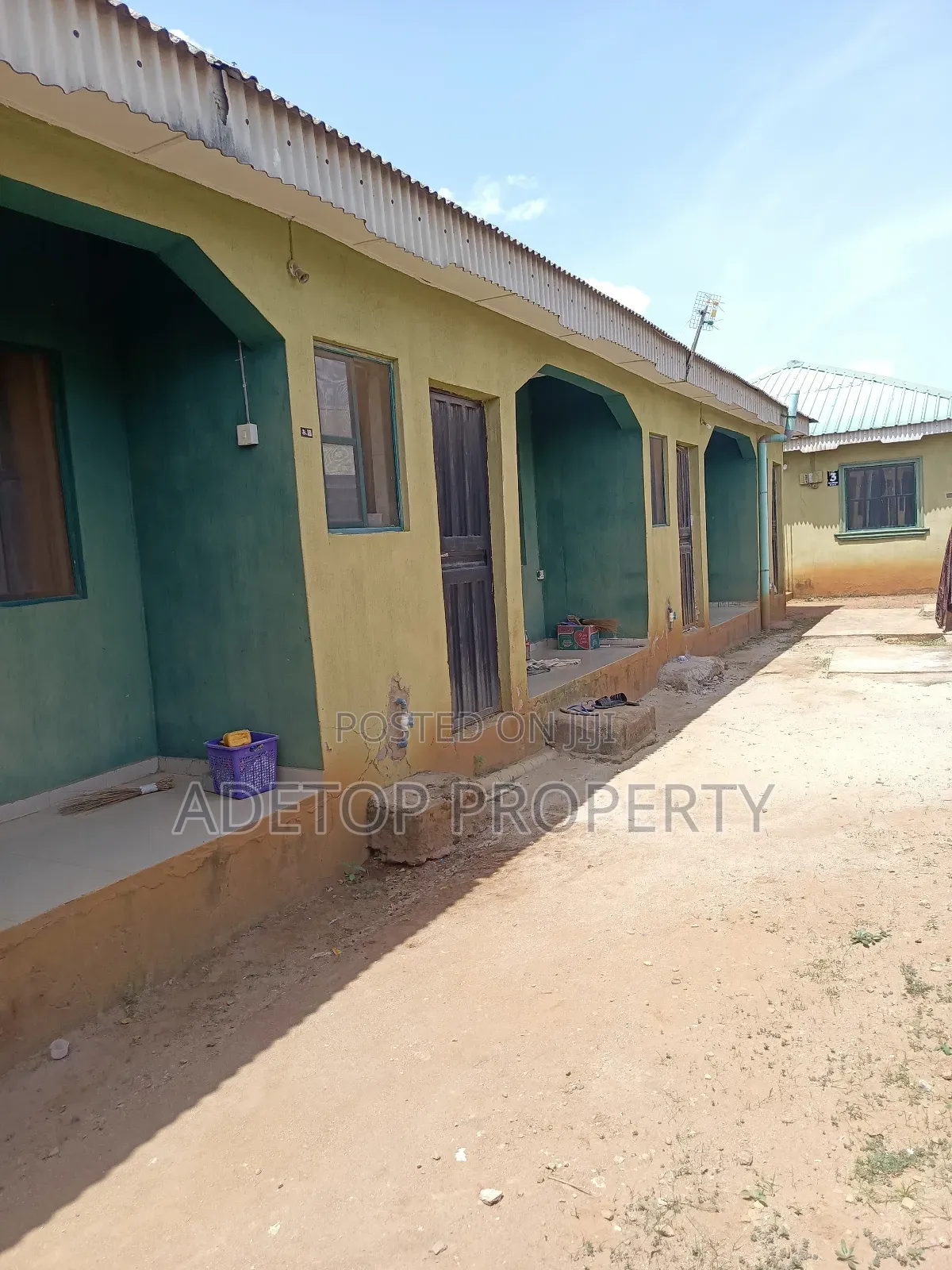 Furnished 1bdrm Block of Flats in Molosho Estate, Gberigbe for sale