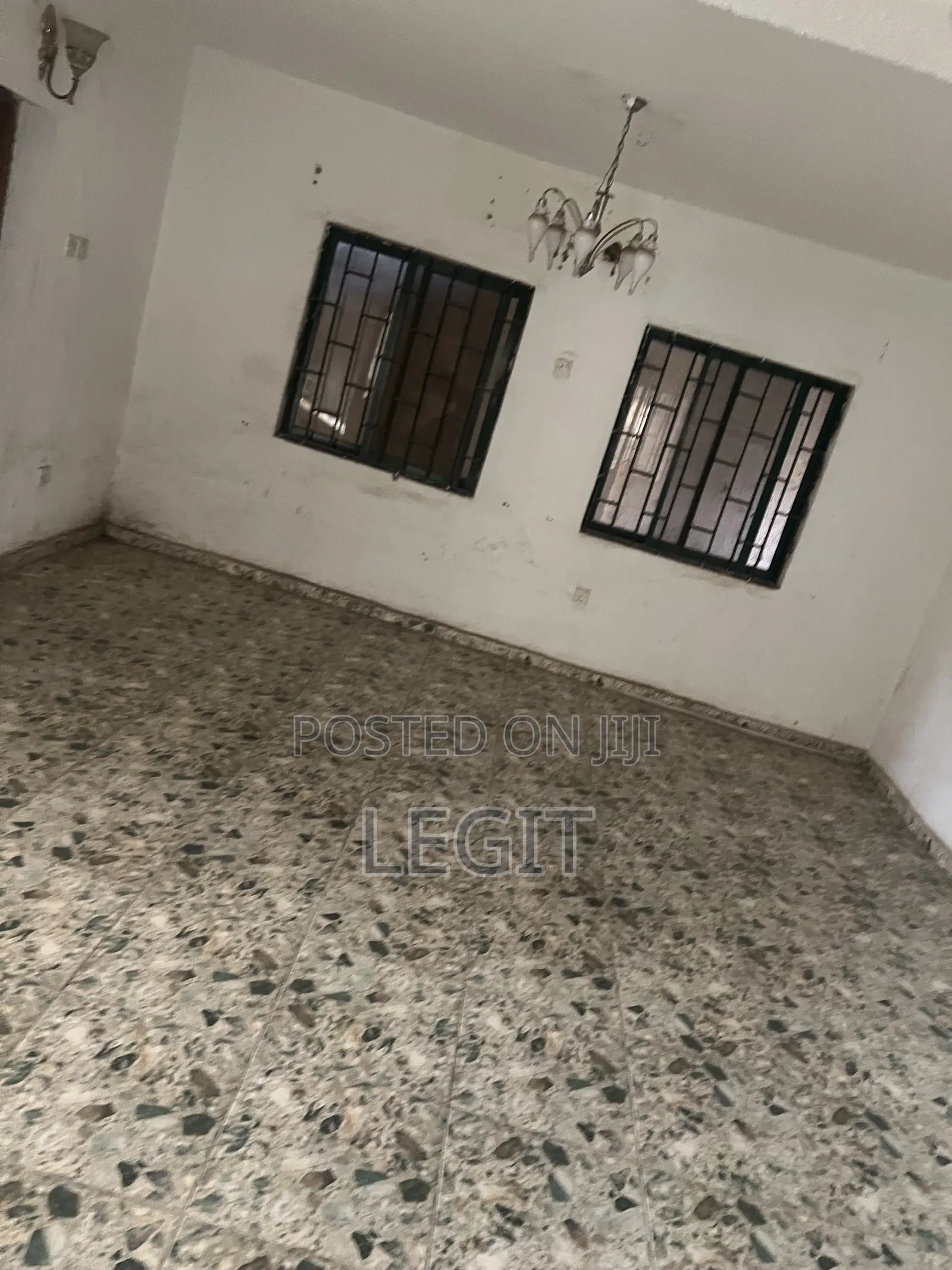 6bdrm Duplex in Minna for sale