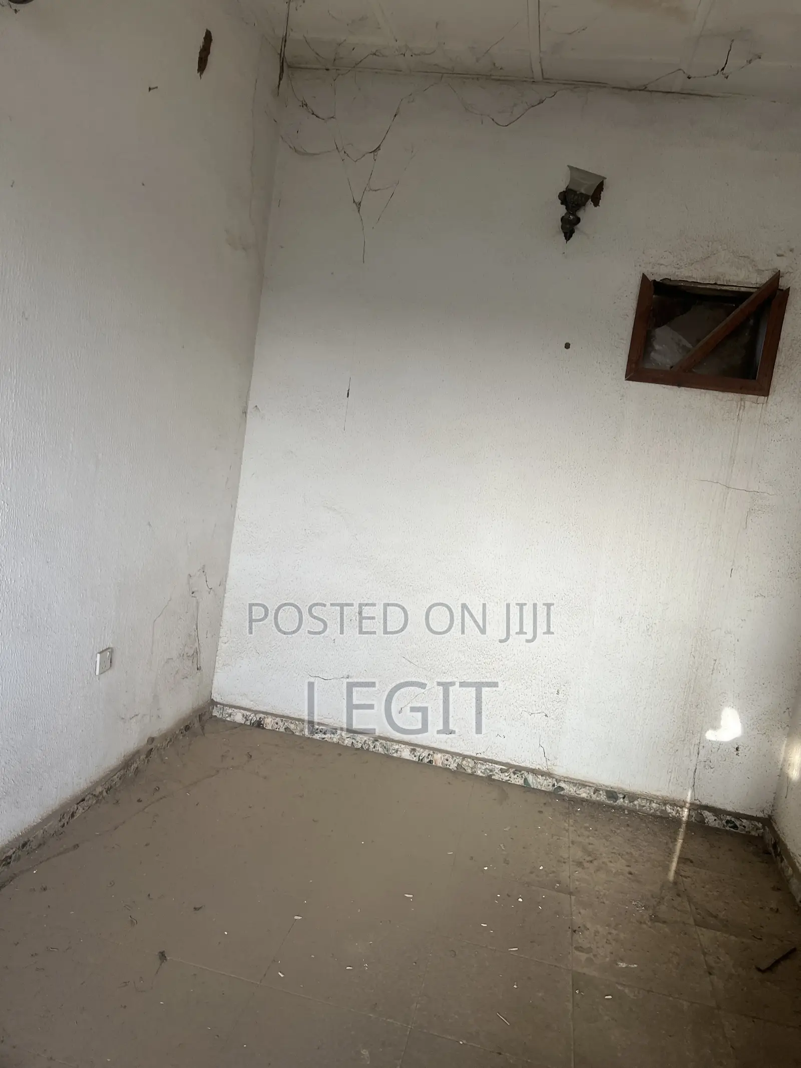 6bdrm Duplex in Minna for sale