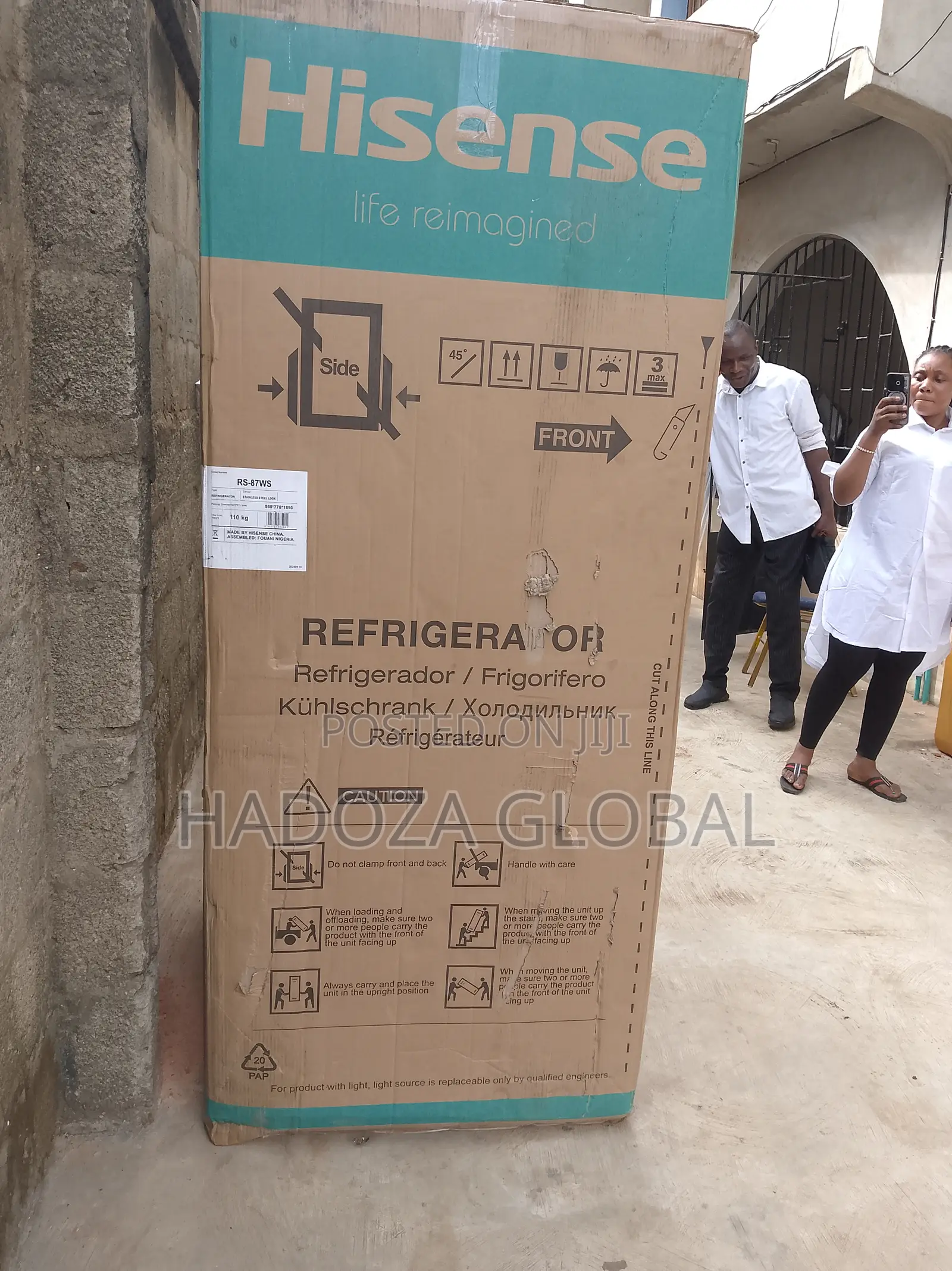 Hisense Dual Compartment 634 L Side-by-side Smart Fridge