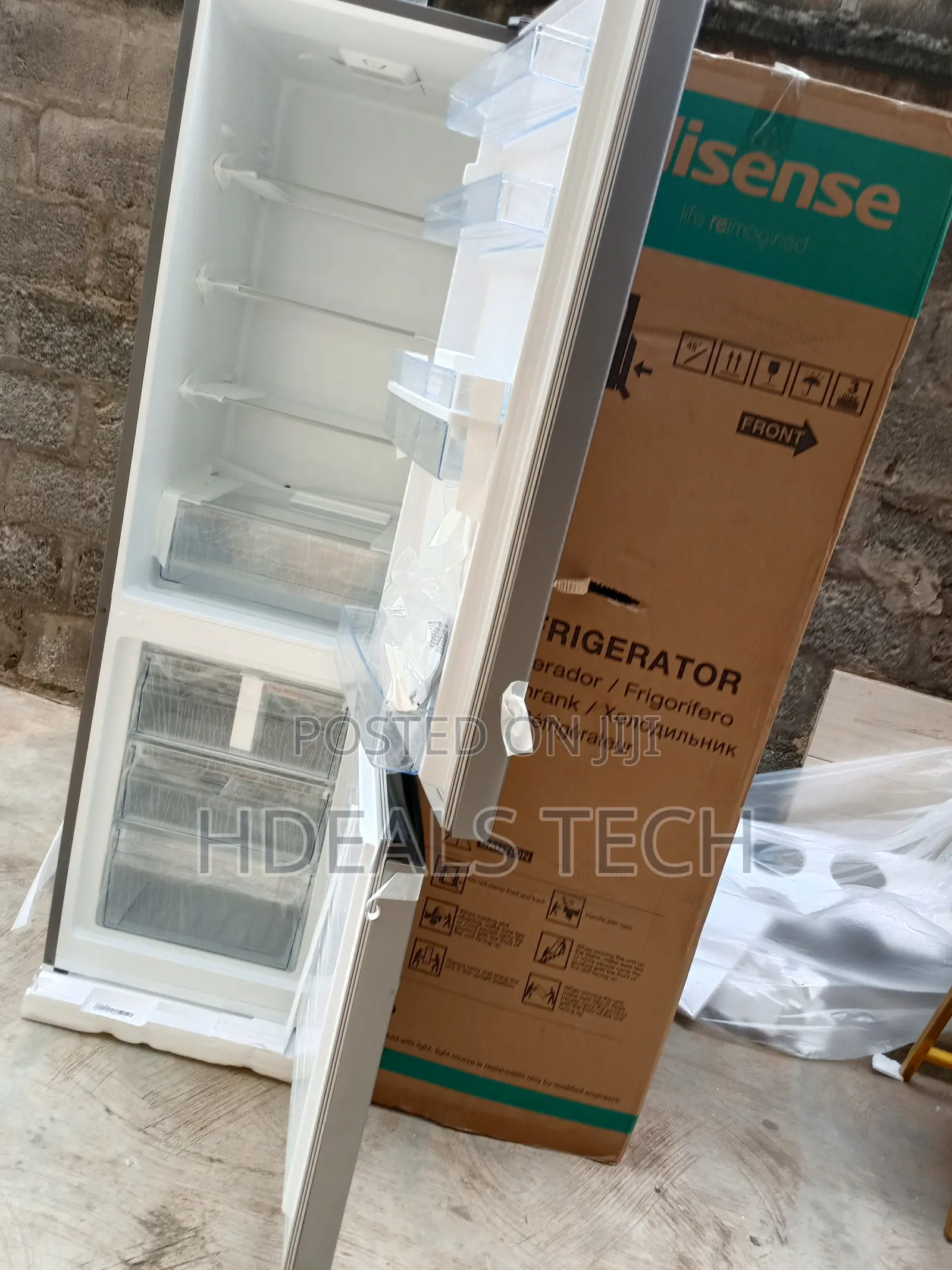 Modern Cooling: Hisense Rd-35dcb Fridge With Dispenser