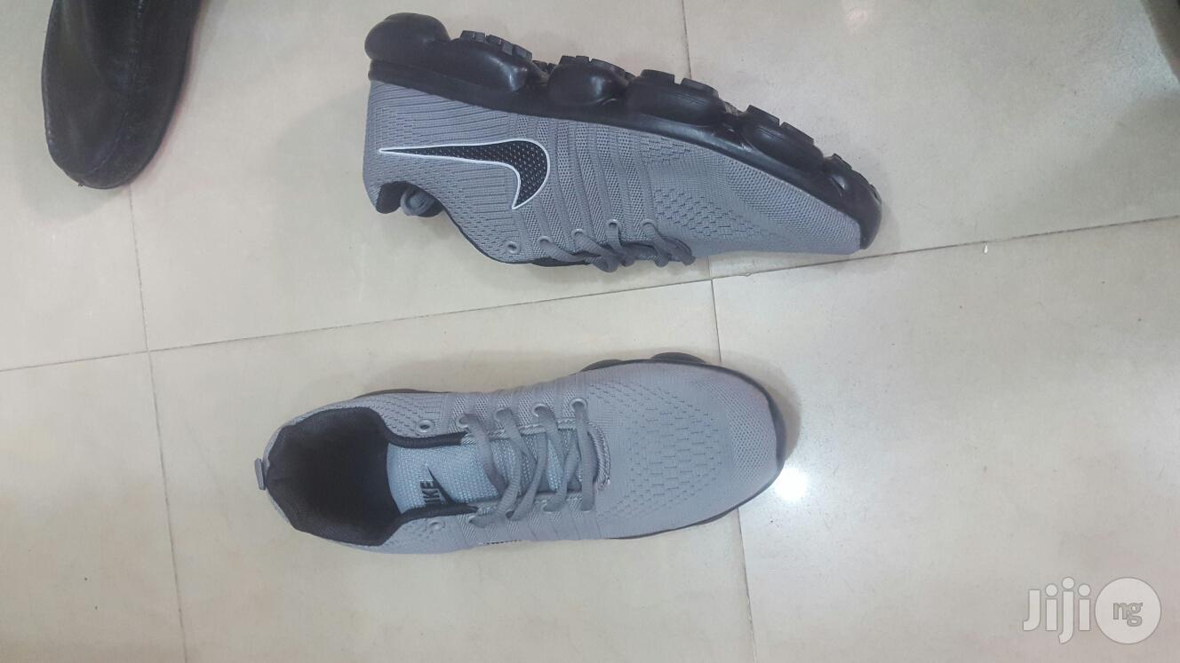 Nike Juggling Sneakers