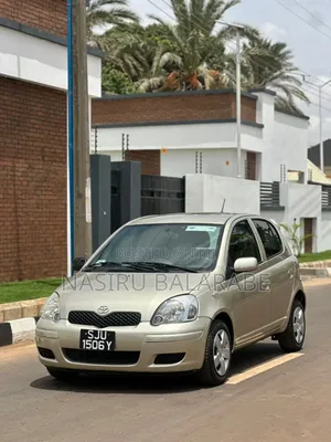 Toyota Yaris 1.0 Eco 2005 Brown