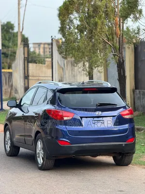Hyundai Tucson GL FWD 2012 Blue