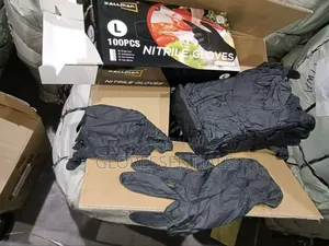 100 Pack Disposable Black Nitrile Gloves