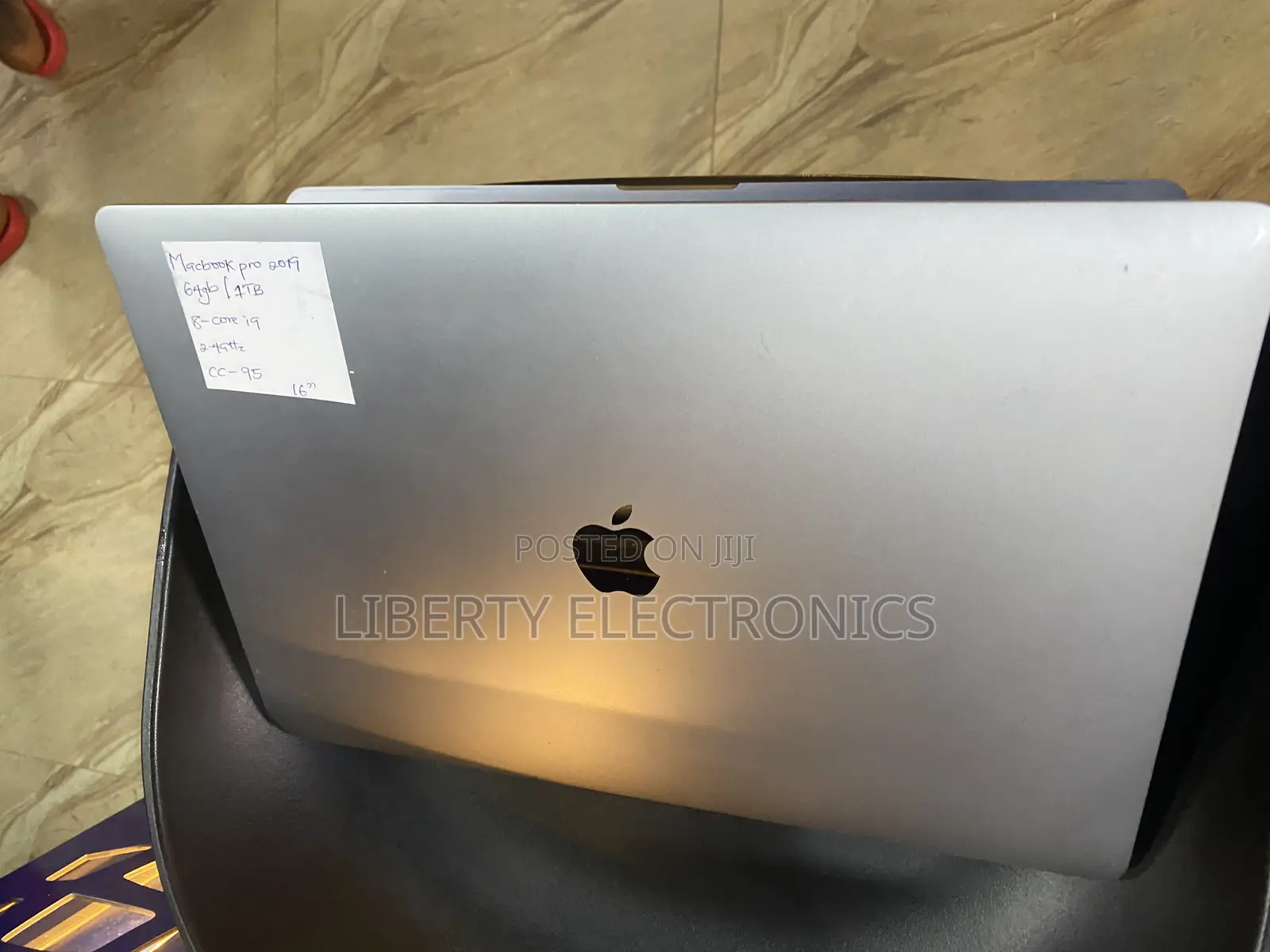 Laptop Apple MacBook Pro 2019 64GB Intel Core I9 SSD 1T
