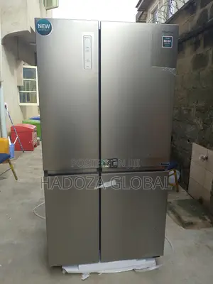 Modern Smart Hisense 634 L Capacity Refrigerator