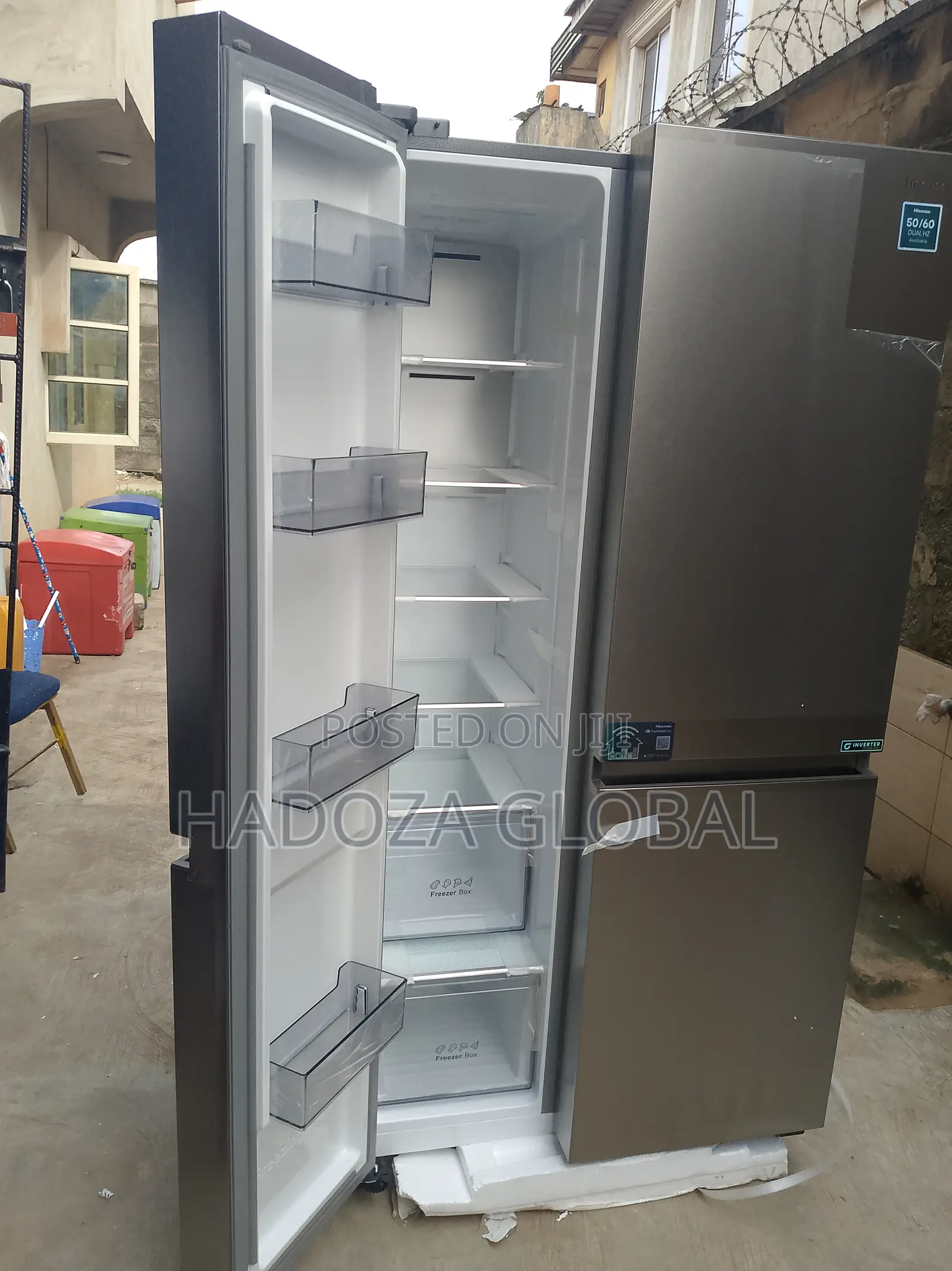 Modern Smart Hisense 634 L Capacity Refrigerator