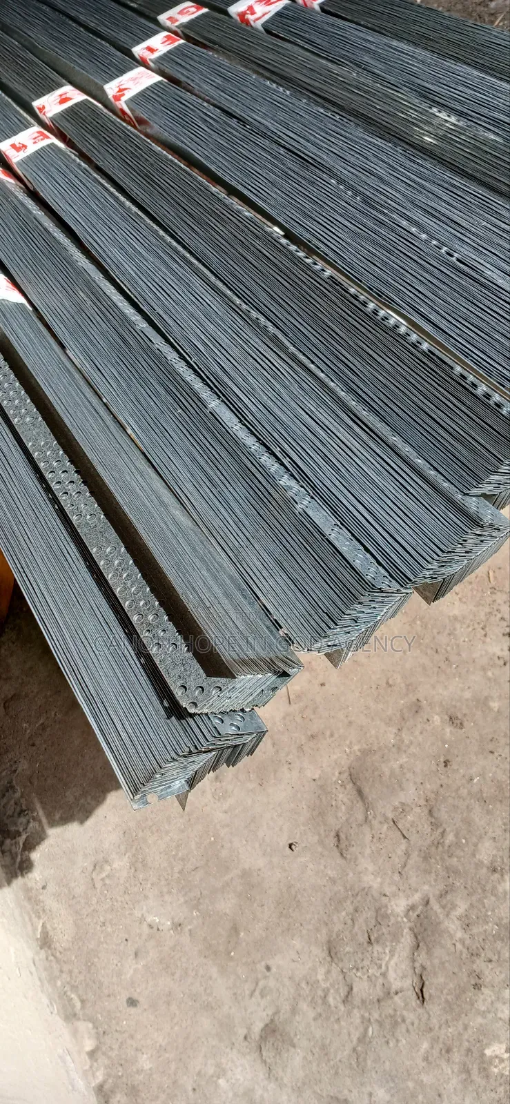 L Trimmer for Gypsum Board Installation