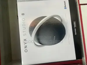 Onyx Studio 8
