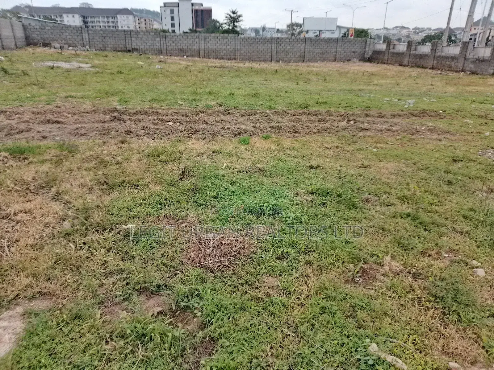 4,300sqm Commercial Land on Bannex Road