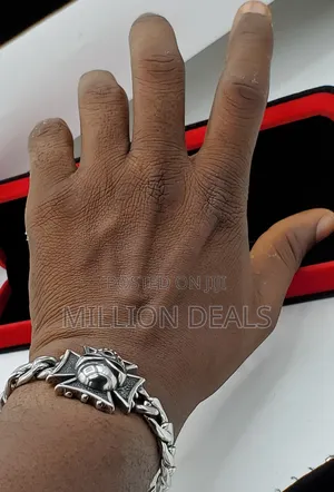 Stylish Ski Link Men's Bracelet