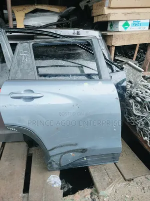 Toyota Door Corolla Cross 2015