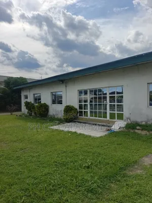 5bdrm Bungalow in Gra, Port-Harcourt for rent