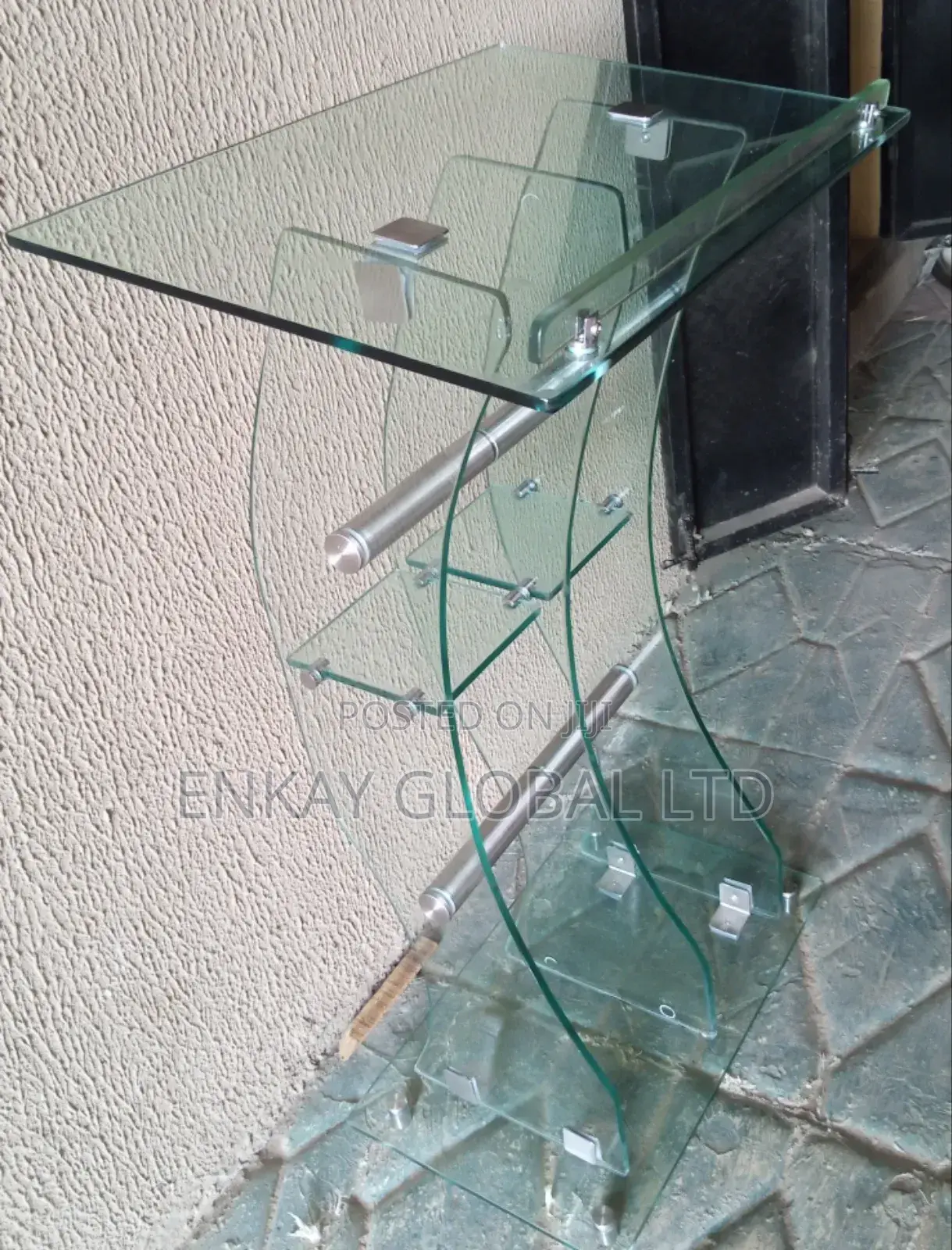 Glass Portable Church Pulpit