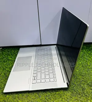 Laptop HP Envy 16 Gaming 16-h1023dx 16GB Intel Core i9 SSD 1T