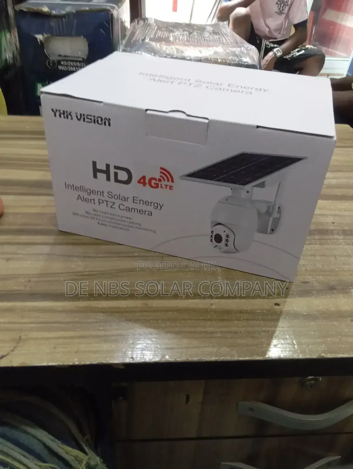 Single Lens PTZ 4g Sim Card Auto Tracking Solar CCTV Camera