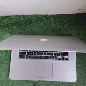 Laptop Apple MacBook Pro 2015 16GB Intel Core i7 SSD 512GB